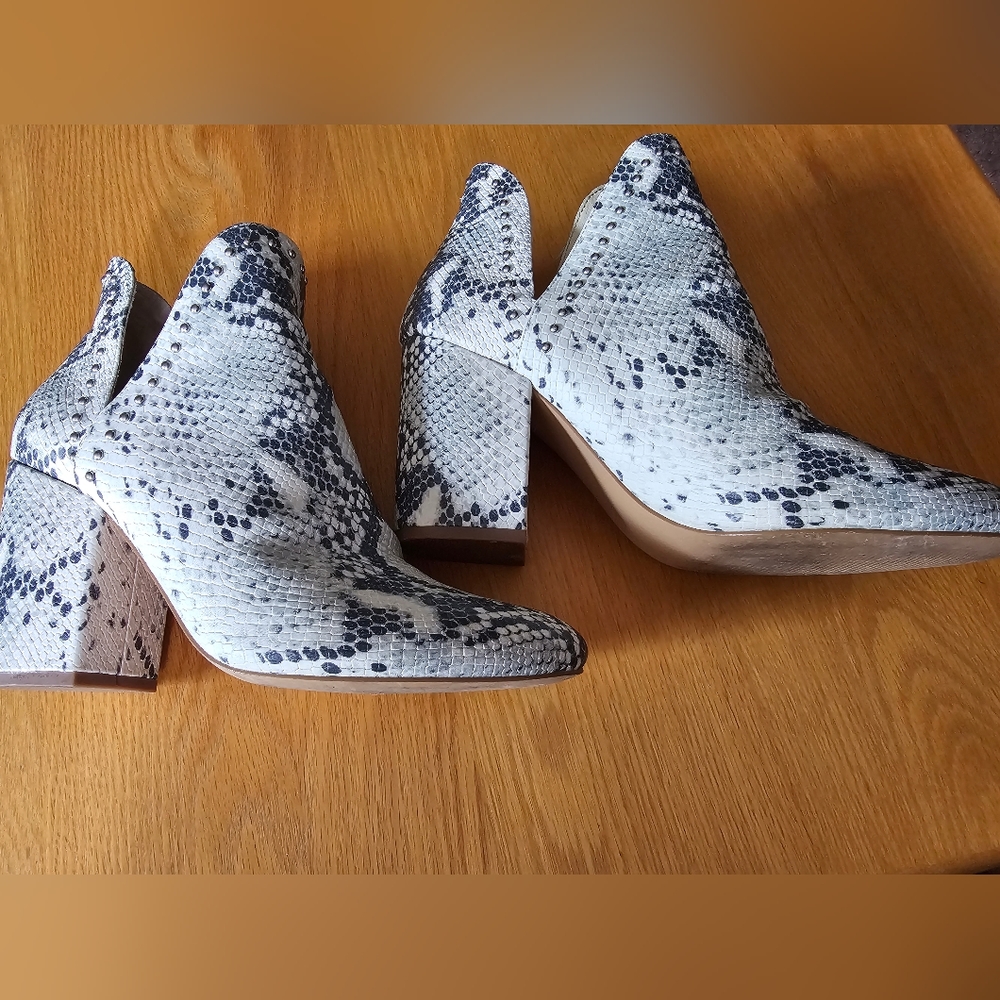 Steve Madden Rockstar bootie
